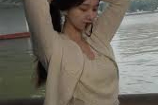 知名演员被前夫骗到破产52岁沦落到演短剧直言要去卖韭菜盒子